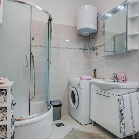 Apartament Pape *