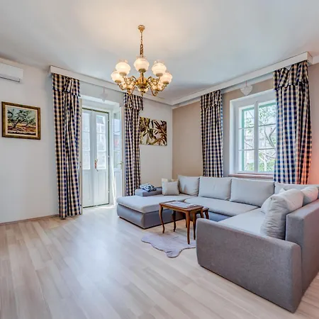 Pape Apartament